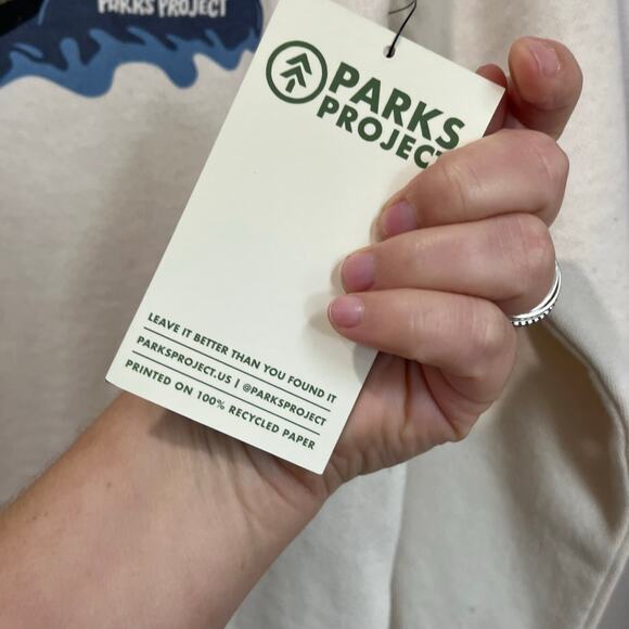 Park Project Kids Sweatshirt Graphic Otter Nature Pullover Unisex Outdoor Sz L - Picture 5 of 9